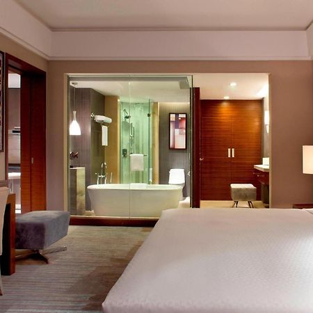 Four Points By Sheraton Taicang Exteriör bild